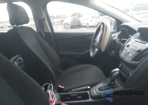 2015 Ford Focus Se from USA, damaged, VIN 1FADP3K26FL310938